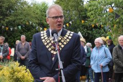 Mayor-Nigel-Yates-reading-an-Ode-to-Biddulph-Moor-written-by-himself-for-the-occasion